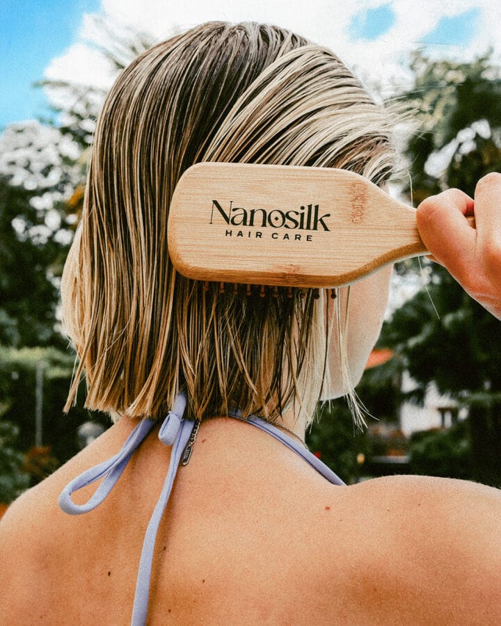 Come proteggere i capelli dal sole in estate